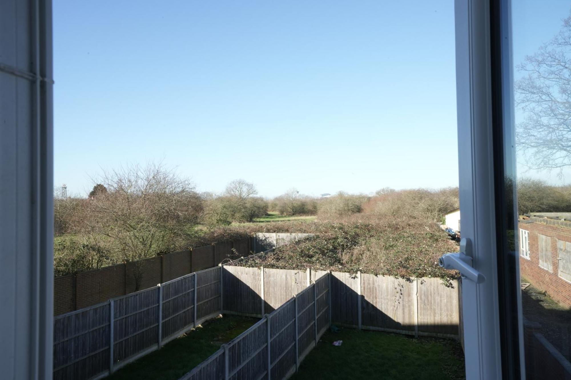Hatton Apartments: Airport-Adjacent with Free Parking and Underground Access London Exterior photo